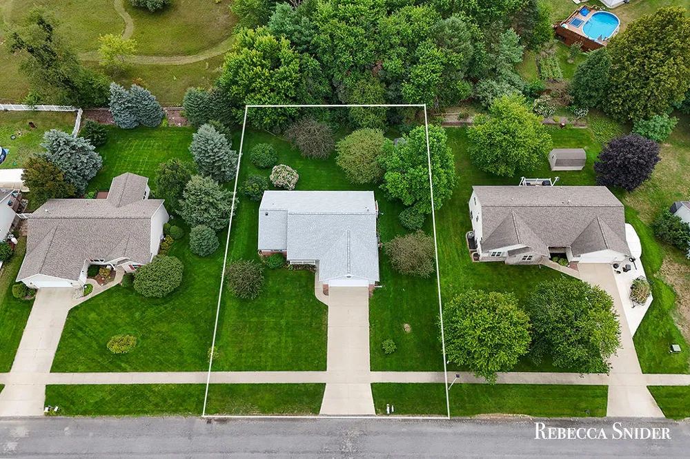 4333 Quail Run Drive Dorr, MI 49323