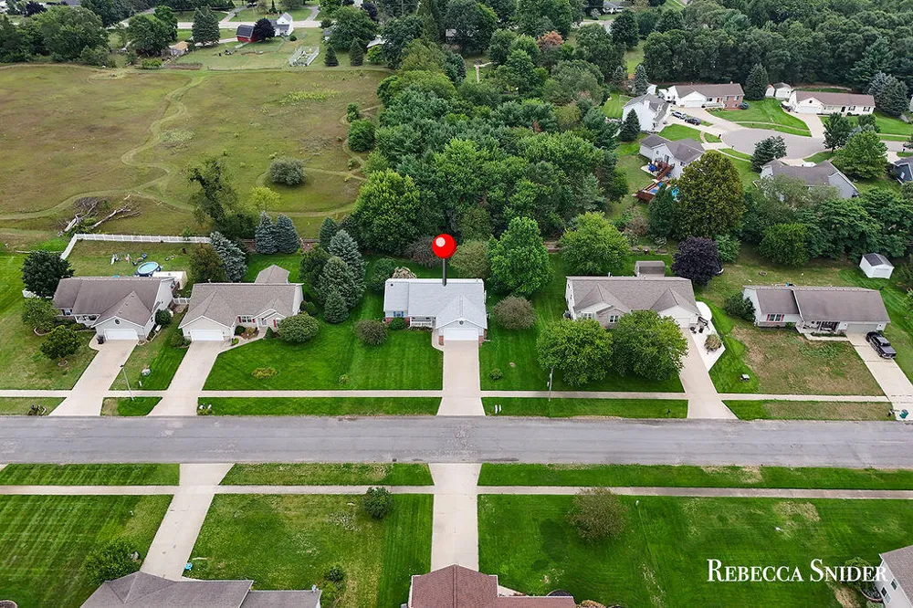 4333 Quail Run Drive Dorr, MI 49323