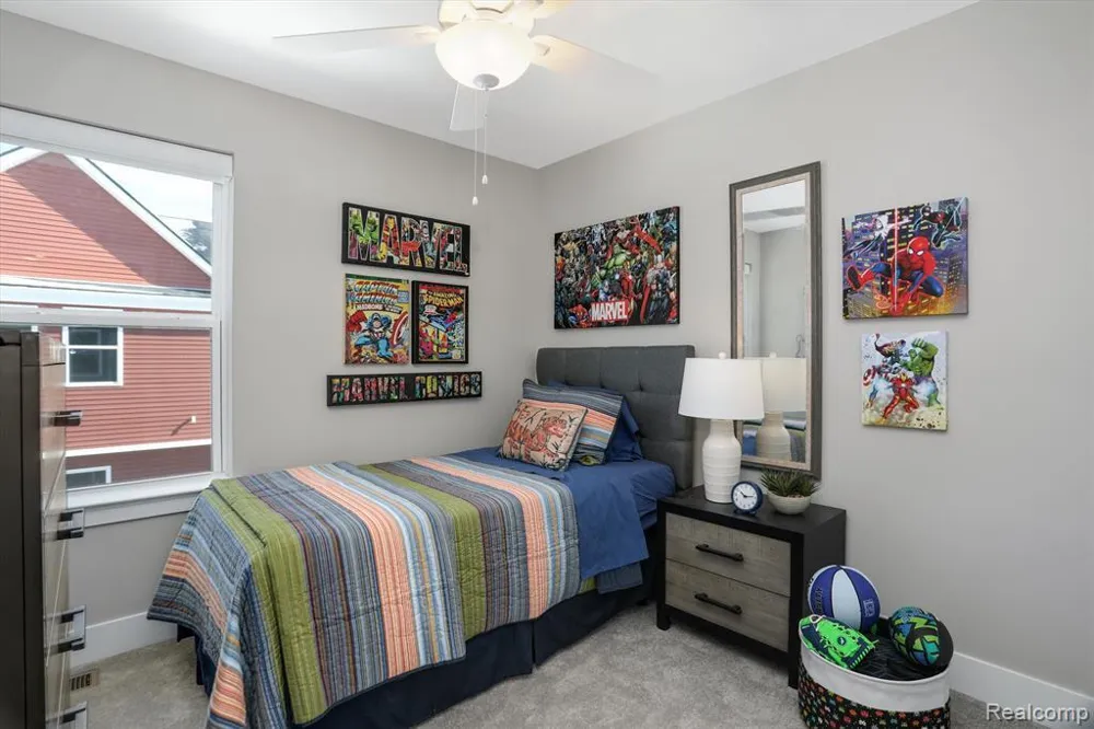 4861 Lismore Lane Troy City, MI 48085