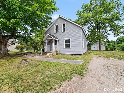 213 E 2nd Street Scottville City, MI 49454