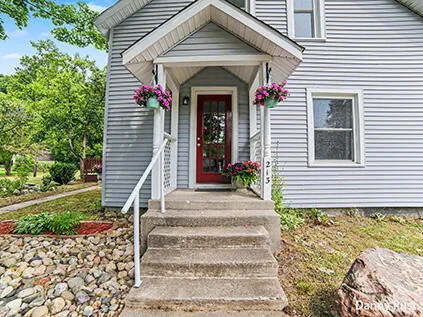 213 E 2nd Street Scottville City, MI 49454