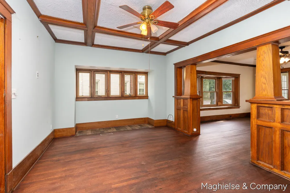 1106 Alpine Avenue NW Grand Rapids City, MI 49504