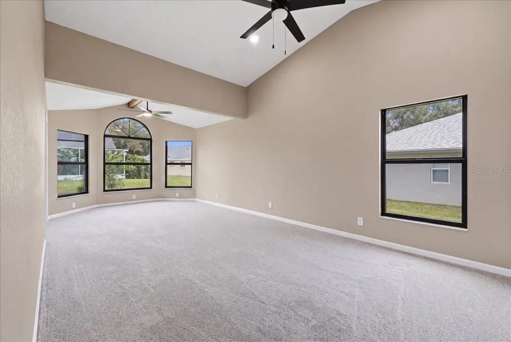 218 LAKE HARTRIDGE DRIVE NW Winter Haven, FL 33881
