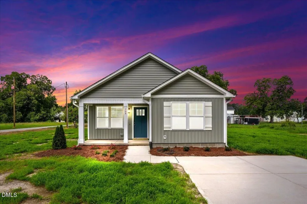 104 Lee Street Roseboro, NC 28382