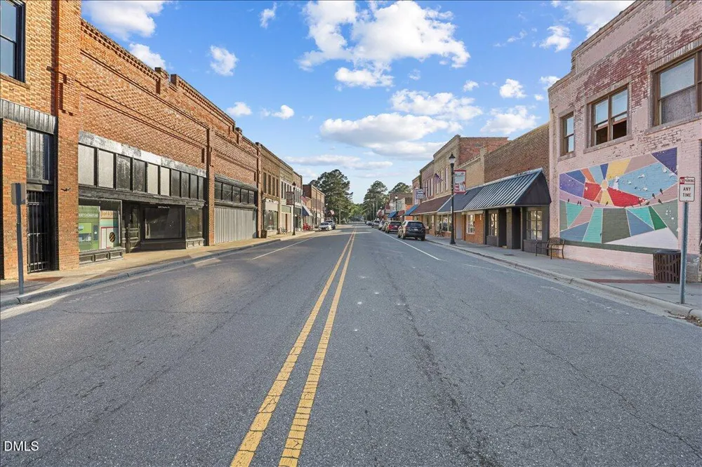 104 Lee Street Roseboro, NC 28382