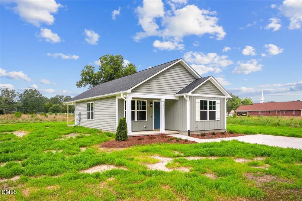 104 Lee Street Roseboro, NC 28382