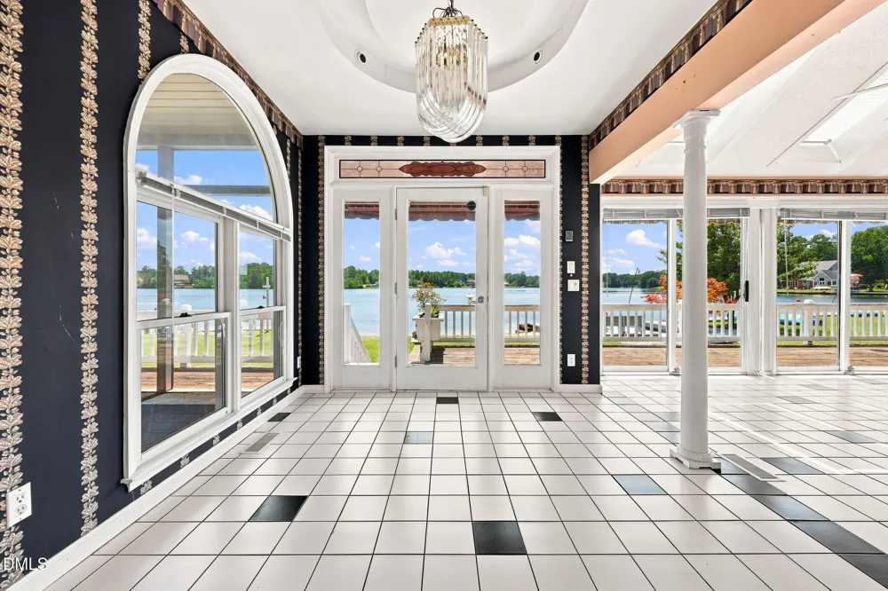 128 Crystal Point Sanford, NC 27332