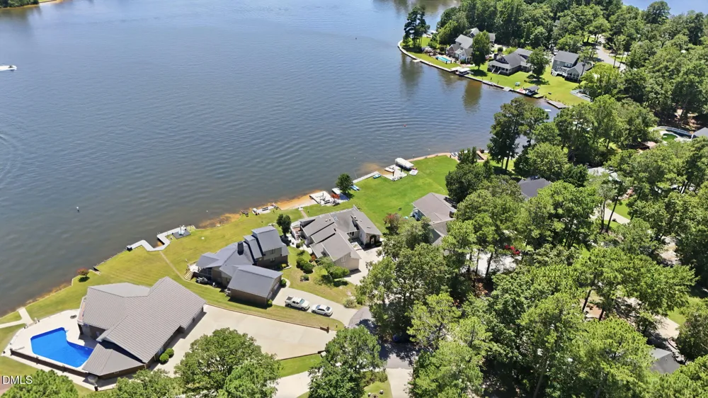 128 Crystal Point Sanford, NC 27332