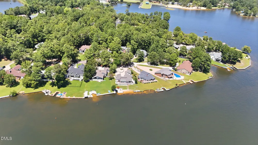 128 Crystal Point Sanford, NC 27332