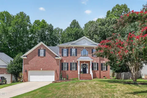 110 Drakewood Place