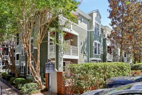 1021 Nicholwood Drive #201