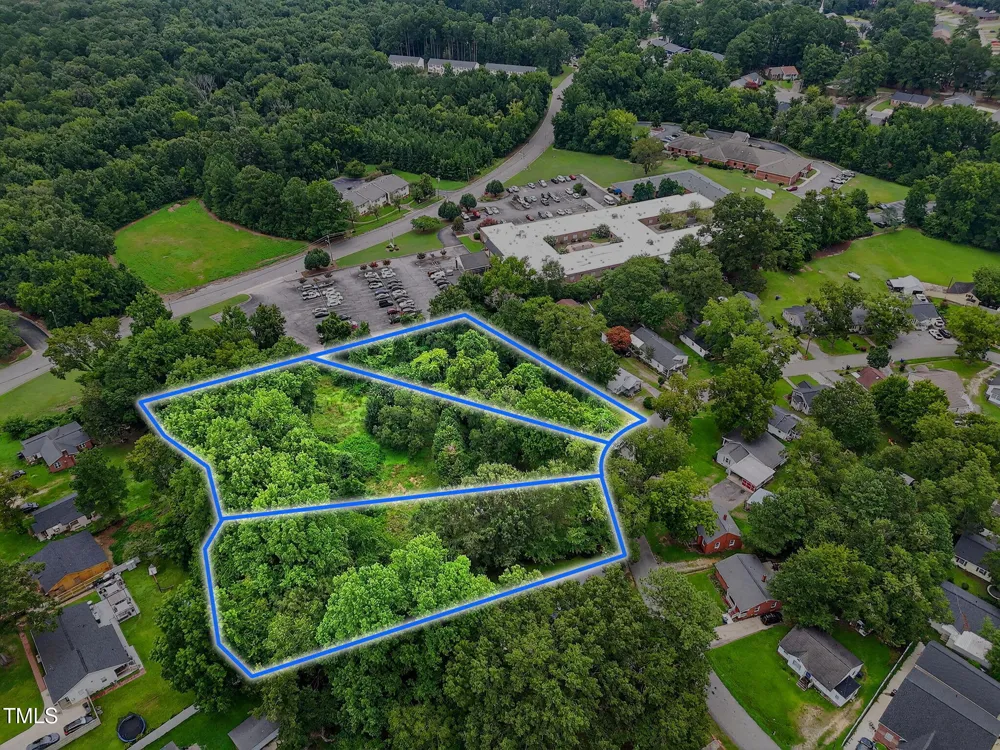 19 & 21 W Waddell Drive Smithfield, NC 27577
