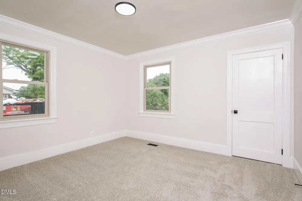 306 Fayetteville Street Newton Grove, NC 28366