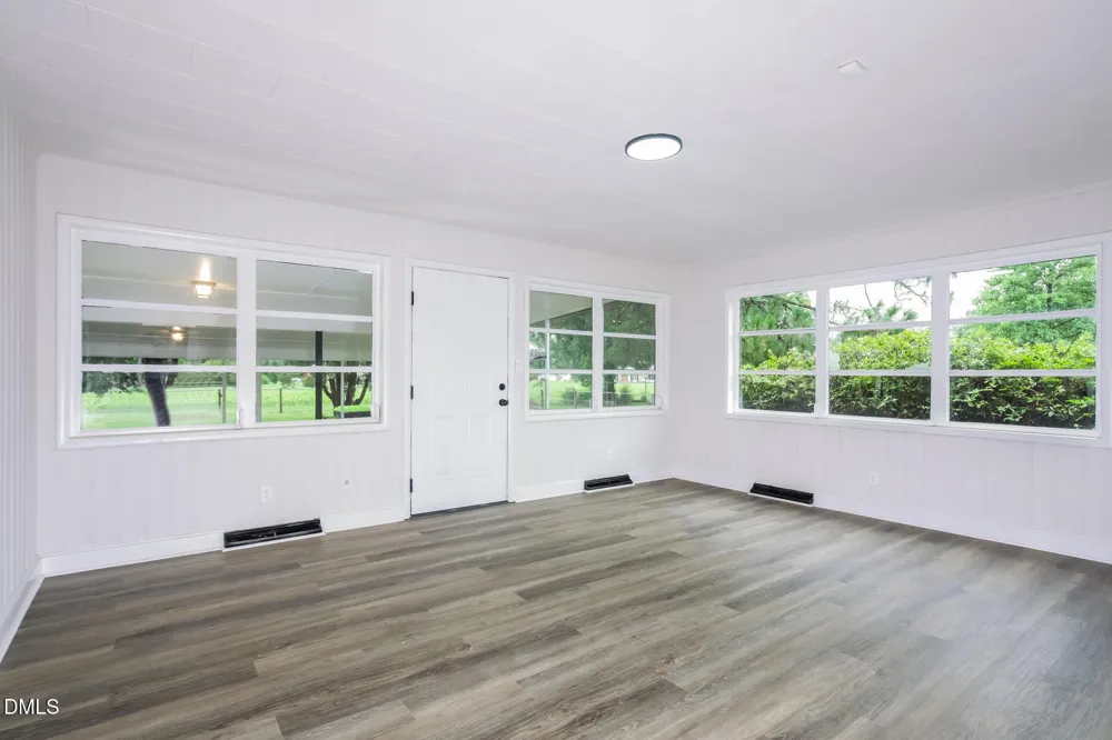 306 Fayetteville Street Newton Grove, NC 28366
