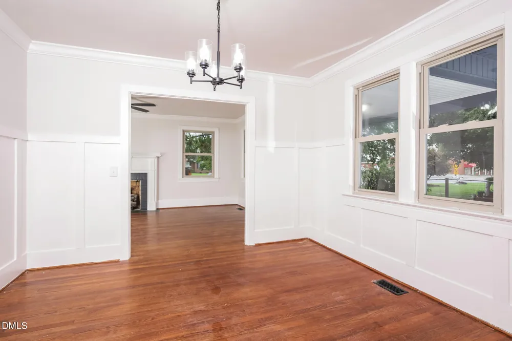306 Fayetteville Street Newton Grove, NC 28366