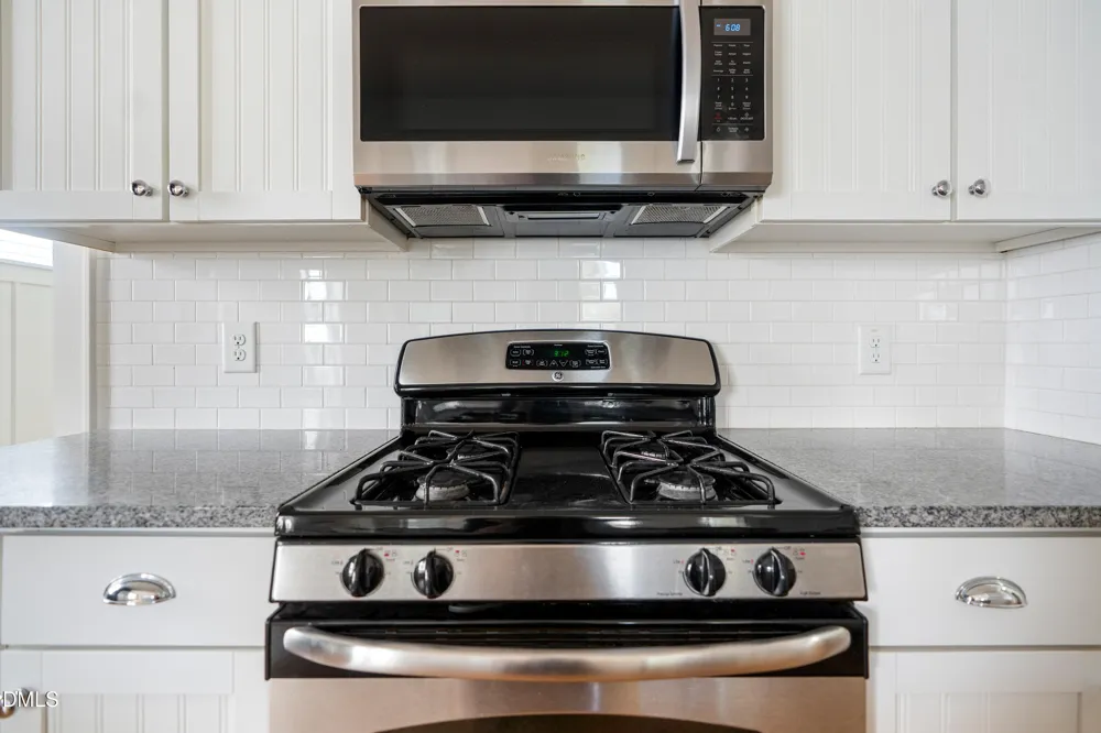 19 Pokeberry Bend Drive Chapel Hill, NC 27516