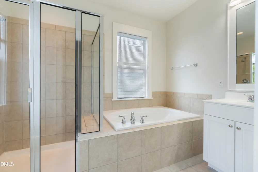 19 Pokeberry Bend Drive Chapel Hill, NC 27516