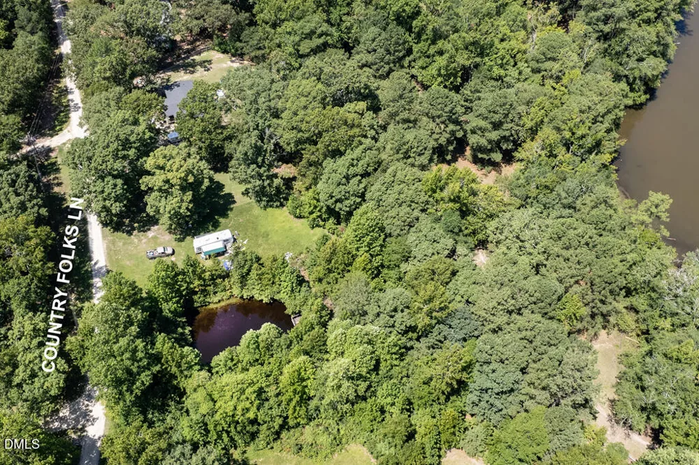 135 Country Folks Lane Holly Springs, NC 27540