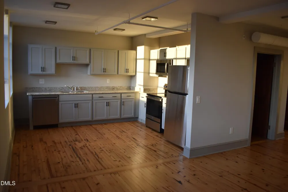 128 S Chatham Avenue #D Siler City, NC 27344