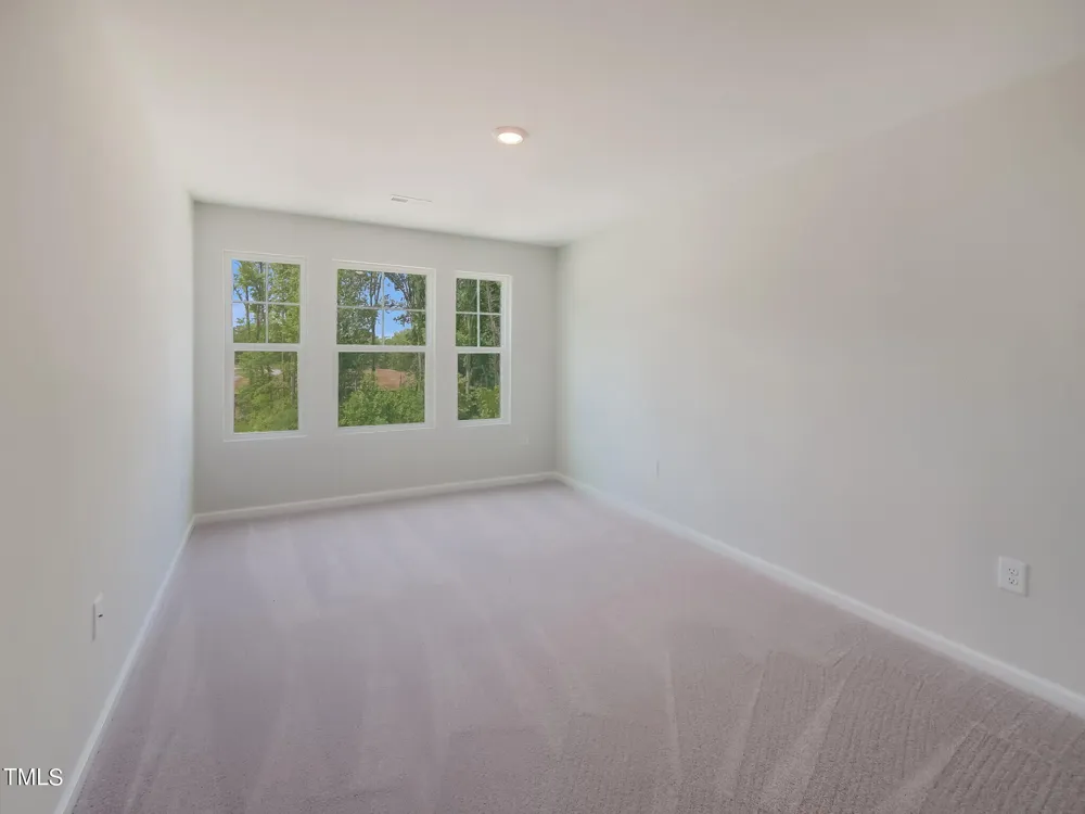208 Deercroft Drive Apex, NC 27539