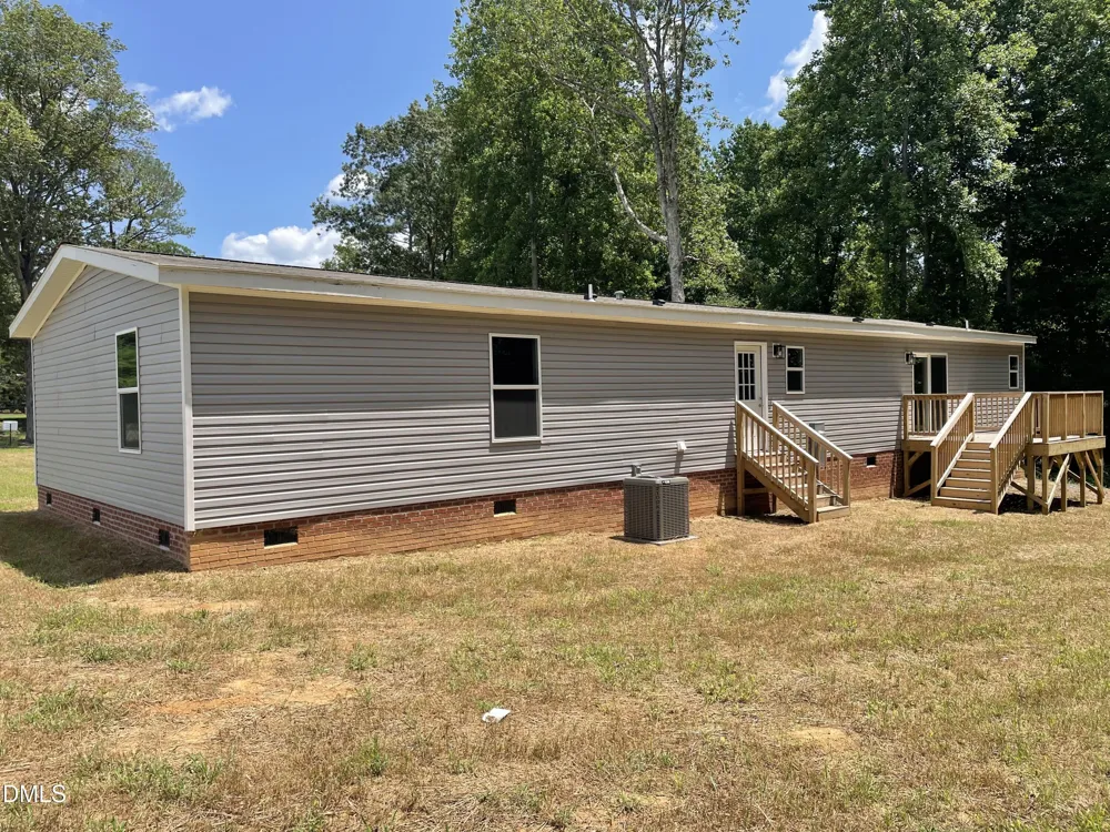 978 Mcneill Hobbs Road Bunnlevel, NC 28323