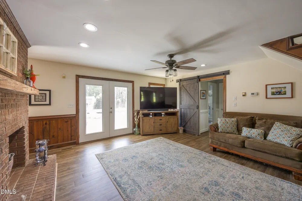 2282 Nc-55 Coats, NC 27521
