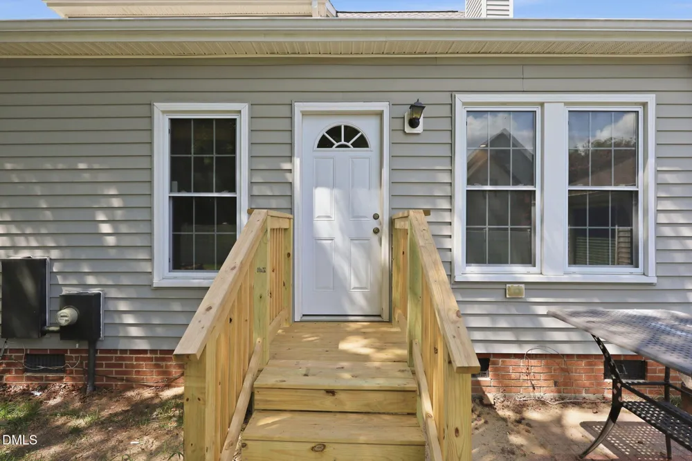 1732 Quail Grove Street Willow Springs, NC 27592