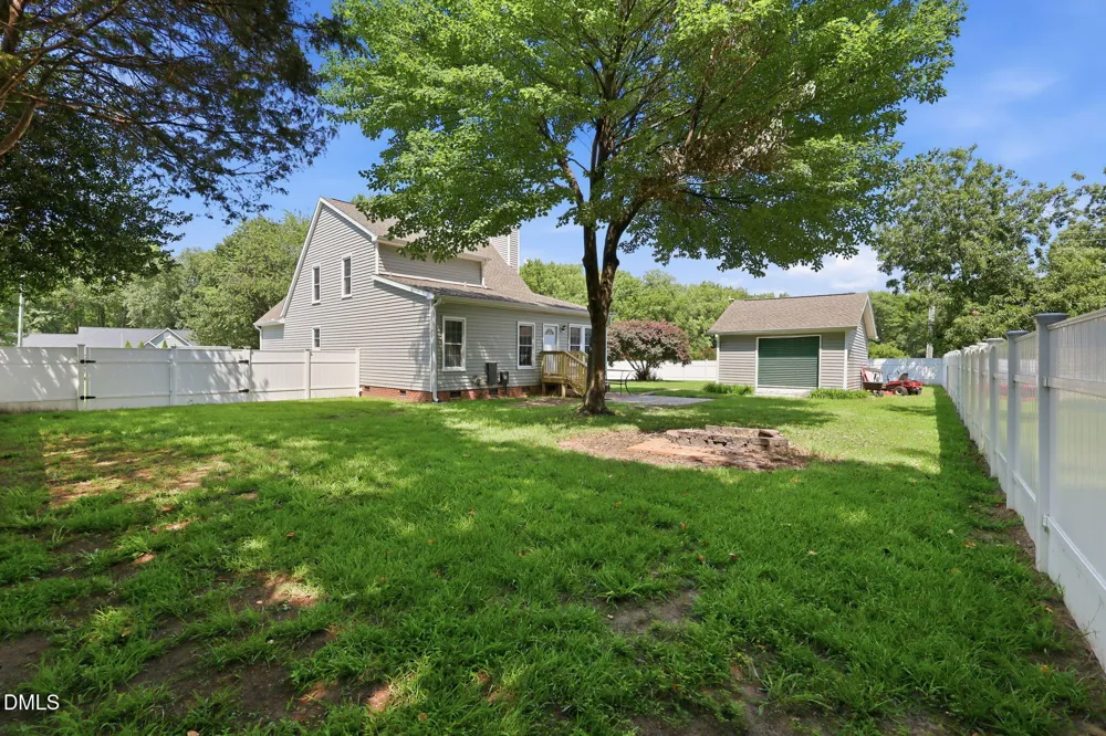 1732 Quail Grove Street Willow Springs, NC 27592