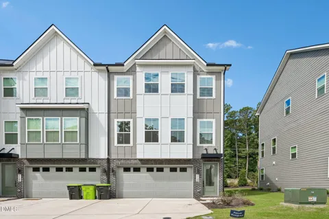 2120 Opulent Oaks Lane