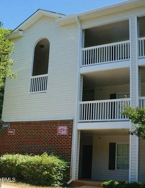 2800 Trailwood Pines Lane
