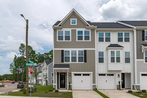 501 Plumleaf Lane