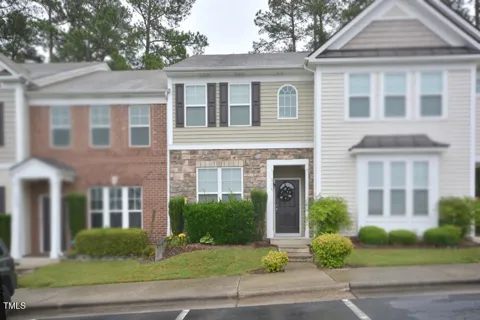 100 Stratford Lakes Drive #324