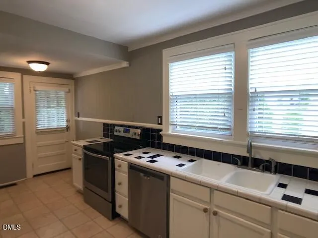 114 Dixie Trail Raleigh, NC 27607