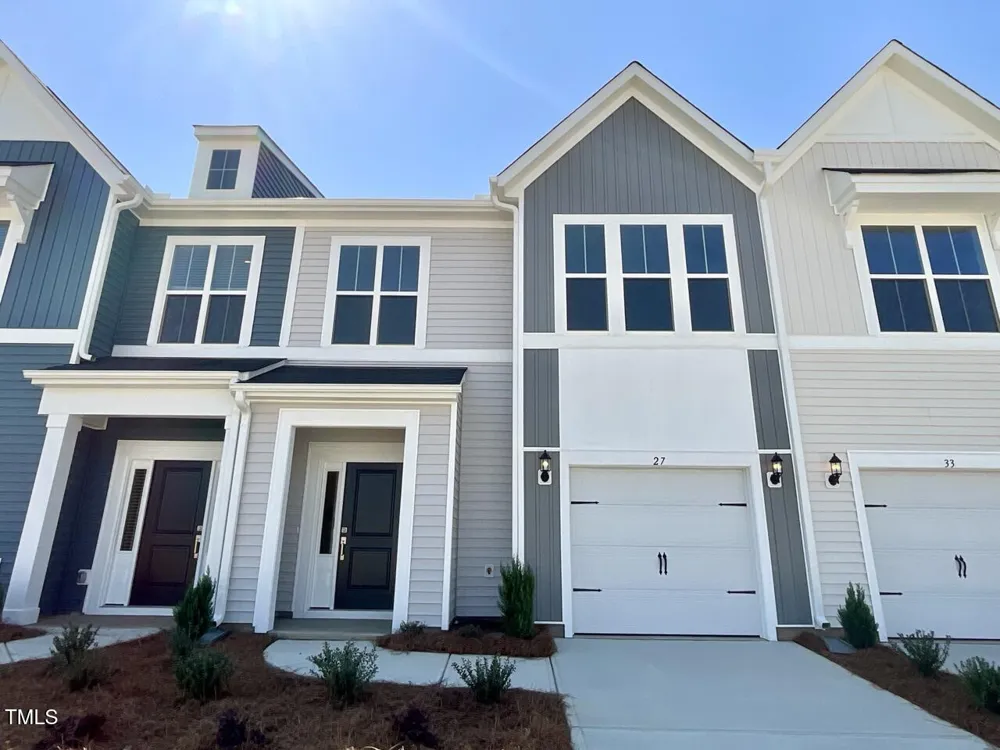 27 Pansy Park #230 Clayton, NC 27520