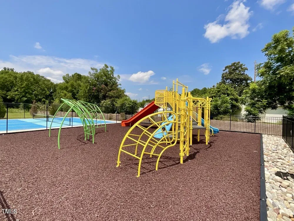 27 Pansy Park #230 Clayton, NC 27520