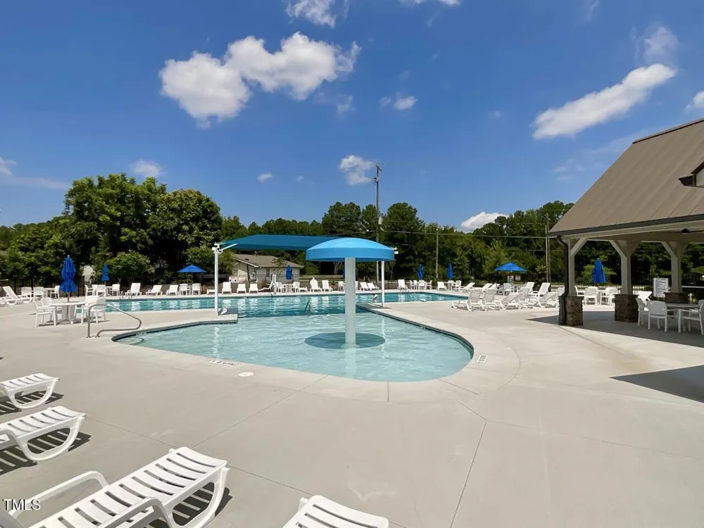 27 Pansy Park #230 Clayton, NC 27520