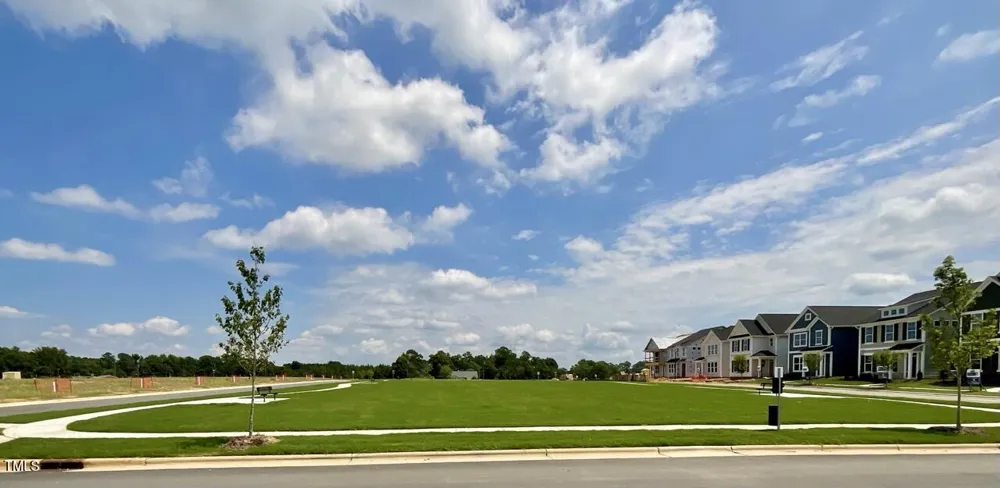 27 Pansy Park #230 Clayton, NC 27520