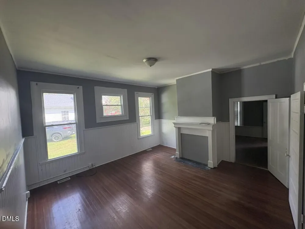 512 Raleigh Street Oxford, NC 27565