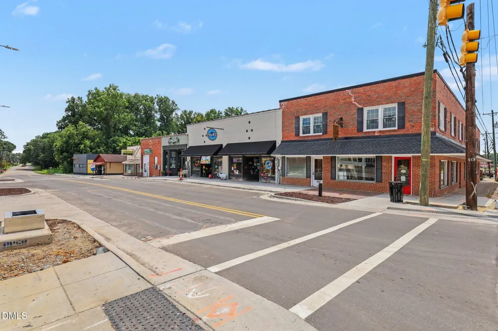 300 S Main Street Four Oaks, NC 27524