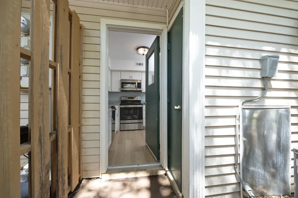 220 Elizabeth Street #D9 Chapel Hill, NC 27514