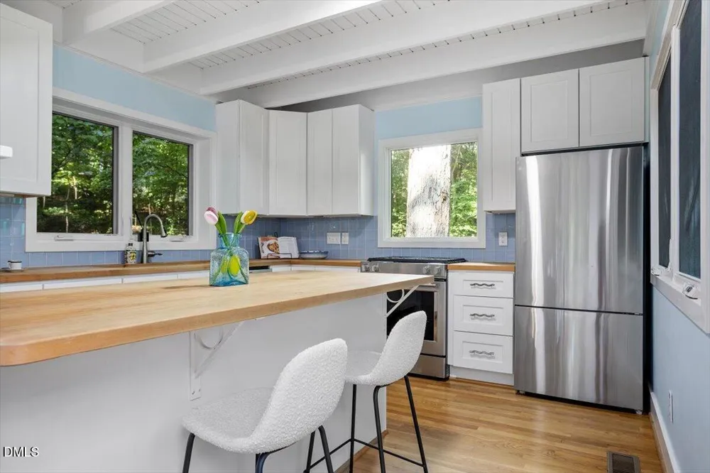 195 Marilyn Lane Chapel Hill, NC 27514