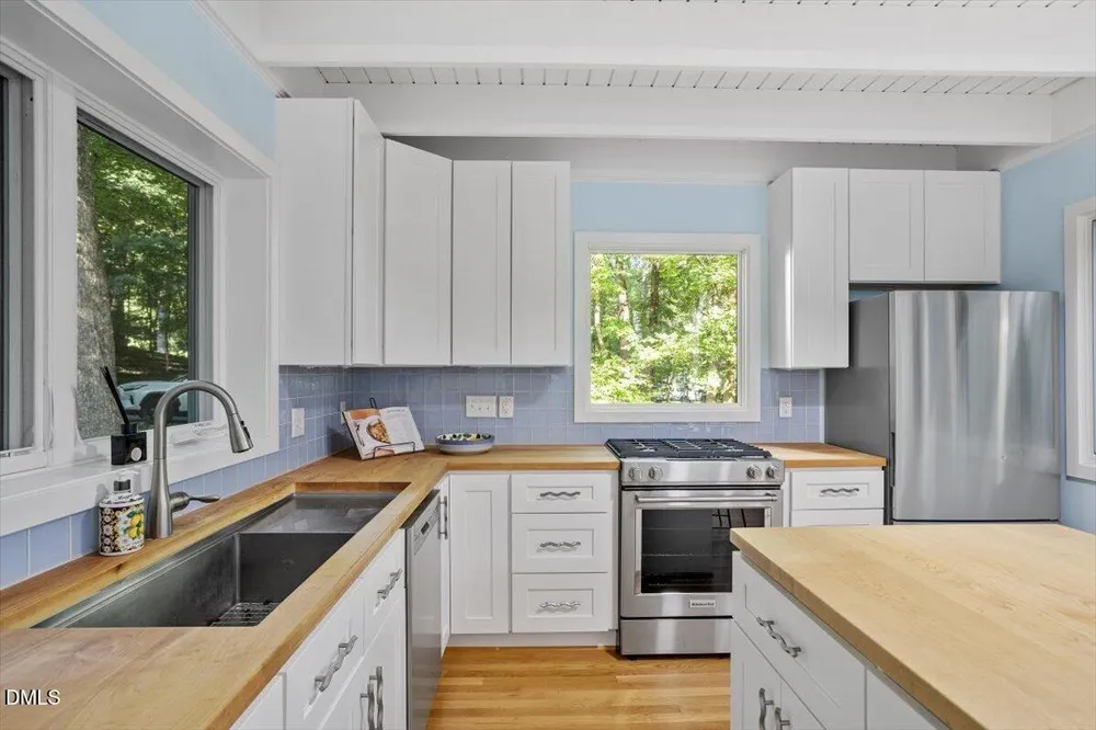 195 Marilyn Lane Chapel Hill, NC 27514