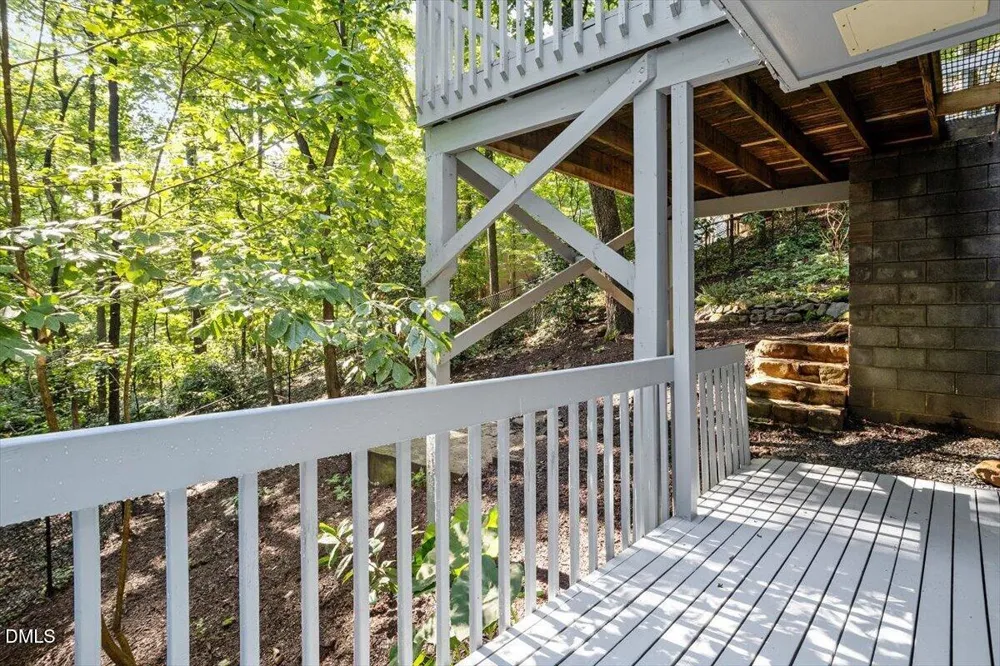 195 Marilyn Lane Chapel Hill, NC 27514