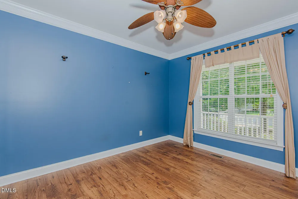 319 Large Oak Lane Mebane, NC 27302