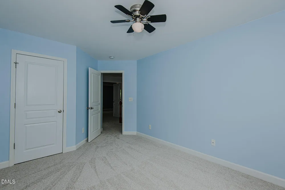 319 Large Oak Lane Mebane, NC 27302