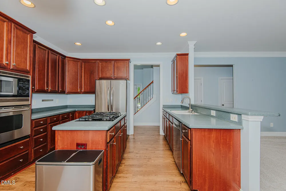 319 Large Oak Lane Mebane, NC 27302