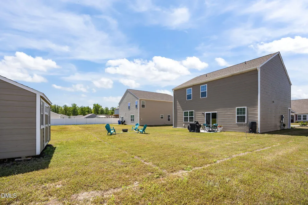 4413 Marthas Vlg Lane Ayden, NC 28513