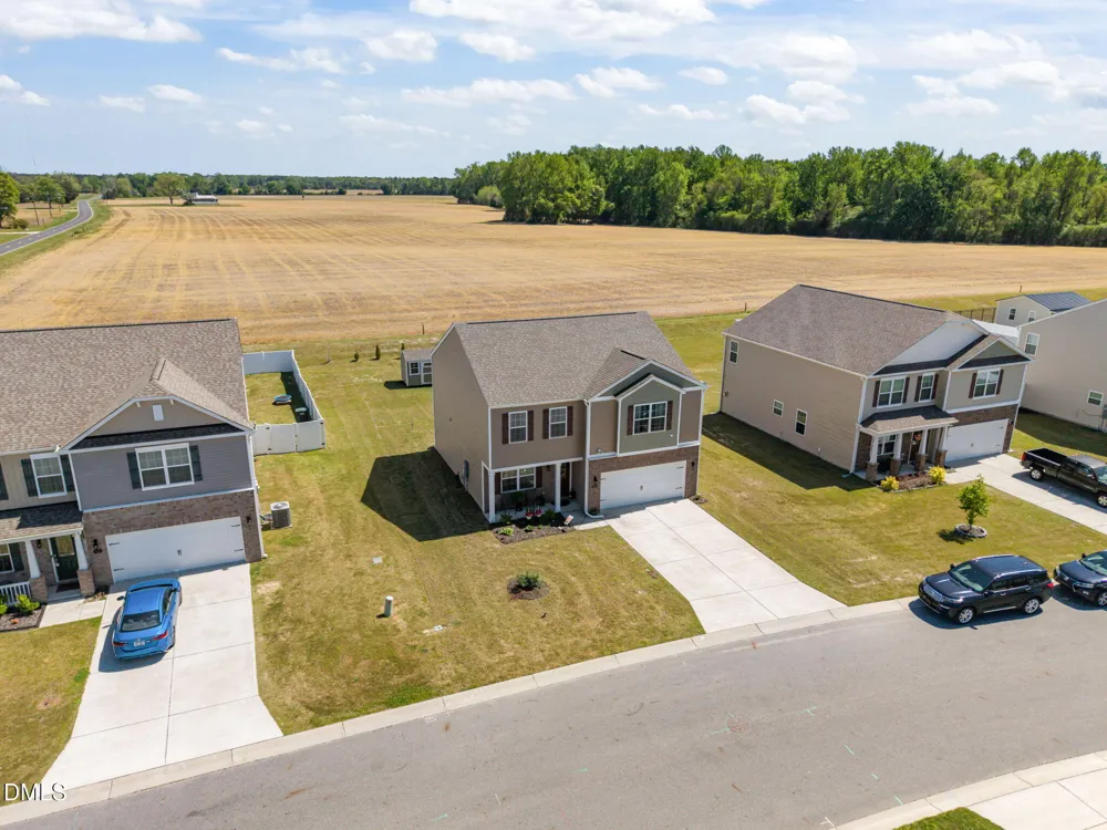4413 Marthas Vlg Lane Ayden, NC 28513