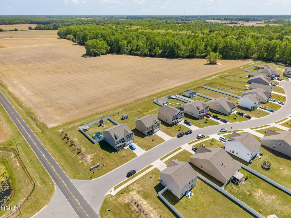 4413 Marthas Vlg Lane Ayden, NC 28513