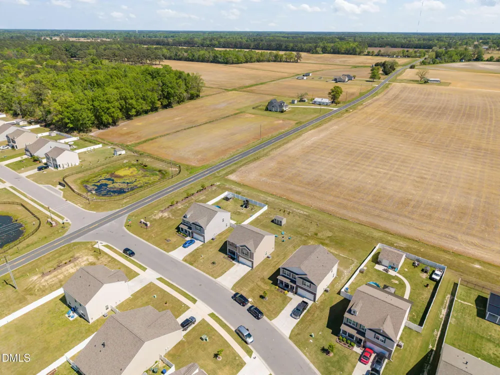4413 Marthas Vlg Lane Ayden, NC 28513
